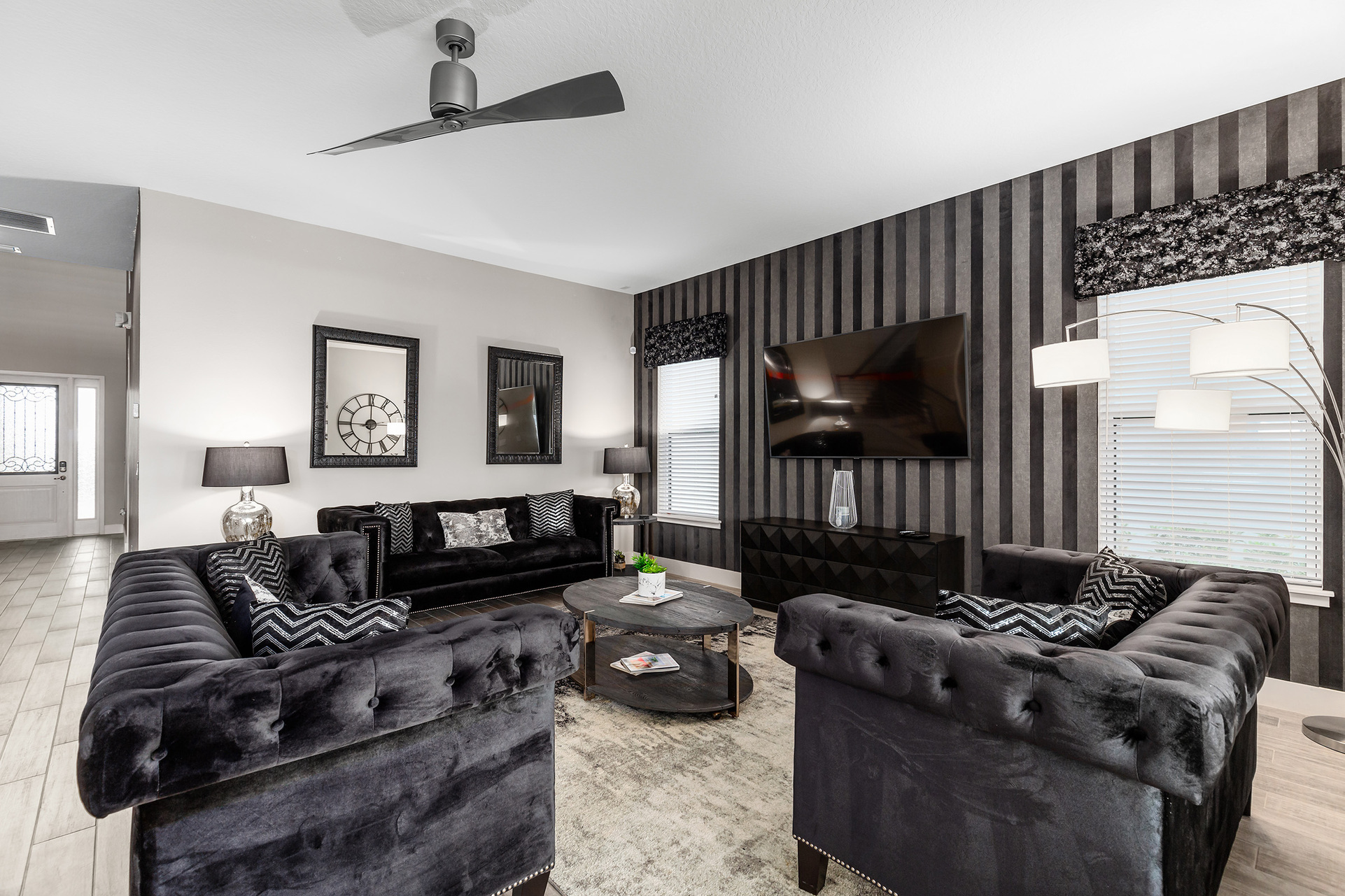 Luxurious Retreat in the Heart of Orlando,6581