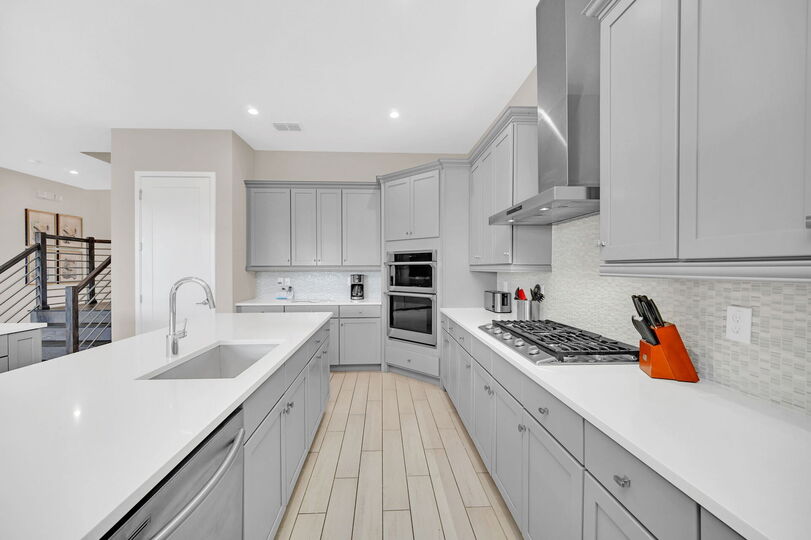 Orlando Dream Home: 6 Bedrooms,6583