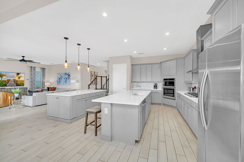 Orlando Dream Home: 6 Bedrooms,6583