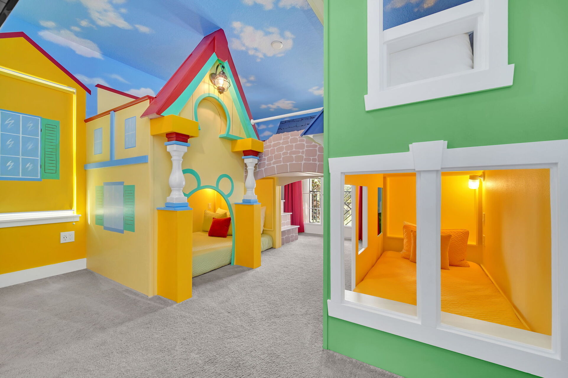 Orlando Dream Home: 6 Bedrooms,6583
