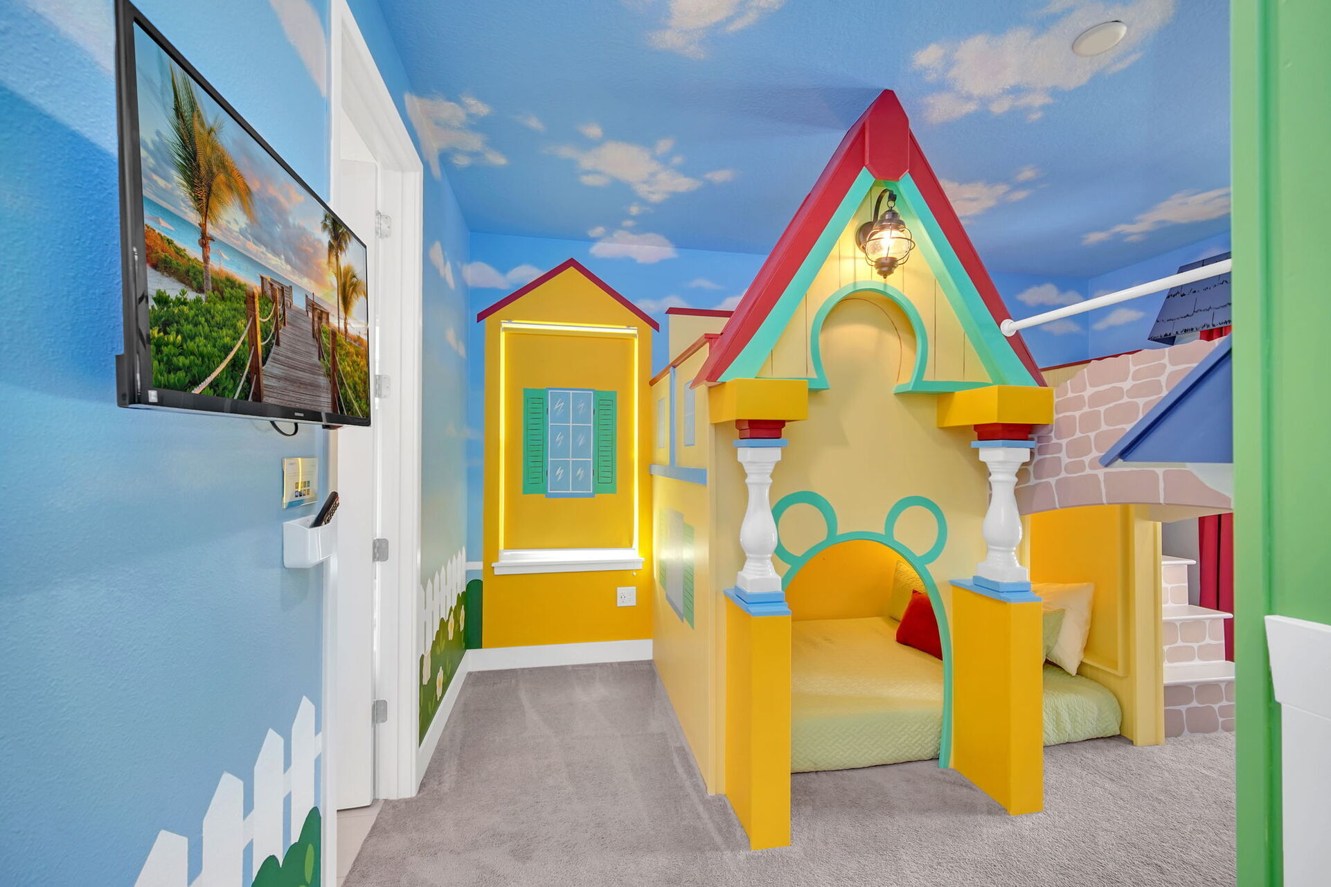 Orlando Dream Home: 6 Bedrooms,6583