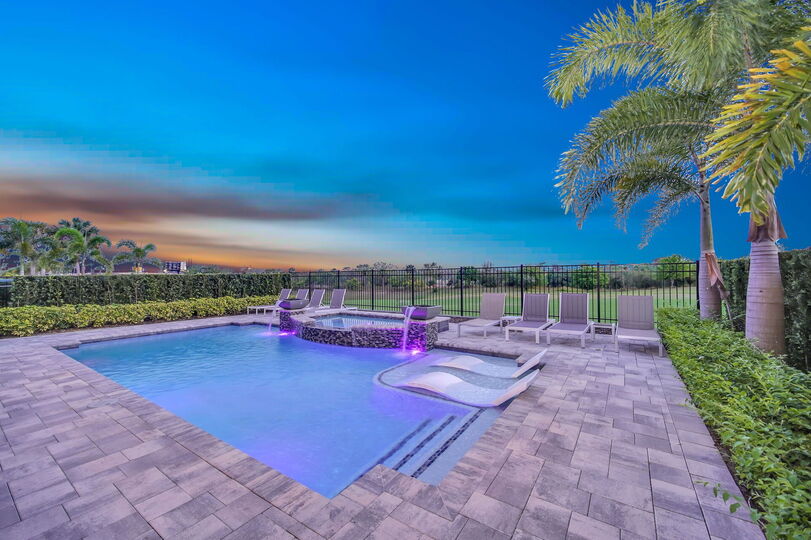 Orlando Dream Home: 6 Bedrooms,6583