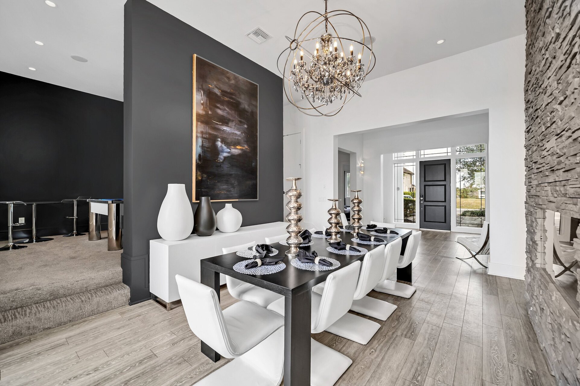 5 Star Villa Eminence – A Lofty & Refined Retreat
