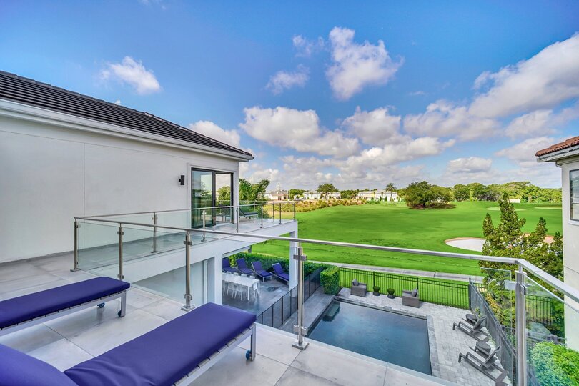 5 Star Villa Eminence – A Lofty & Refined Retreat