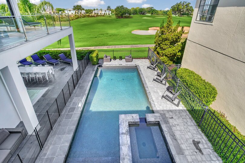 5 Star Villa Eminence – A Lofty & Refined Retreat