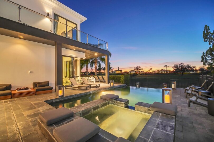 5 Star Villa Eminence – A Lofty & Refined Retreat