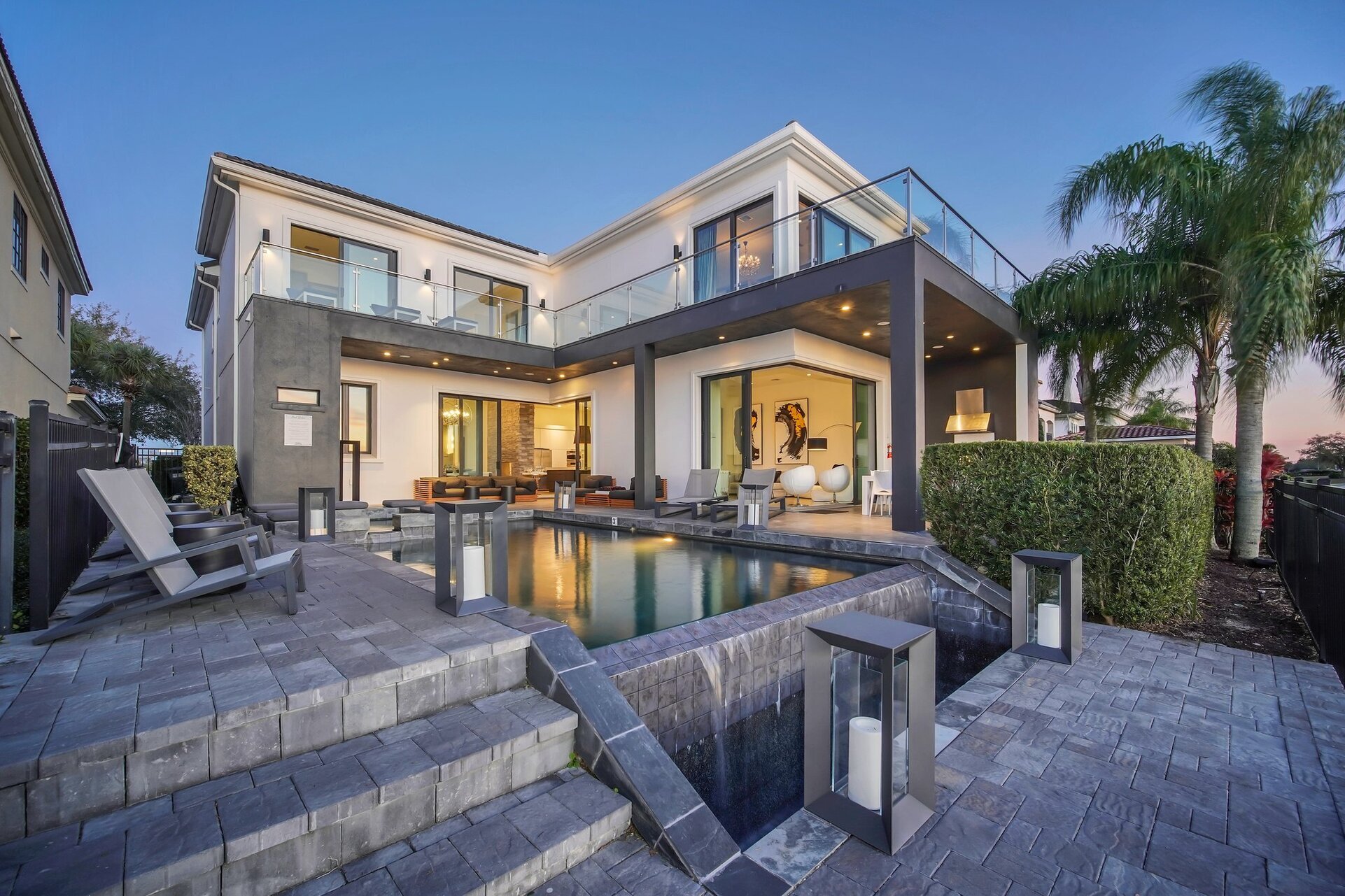 5 Star Villa Eminence – A Lofty & Refined Retreat
