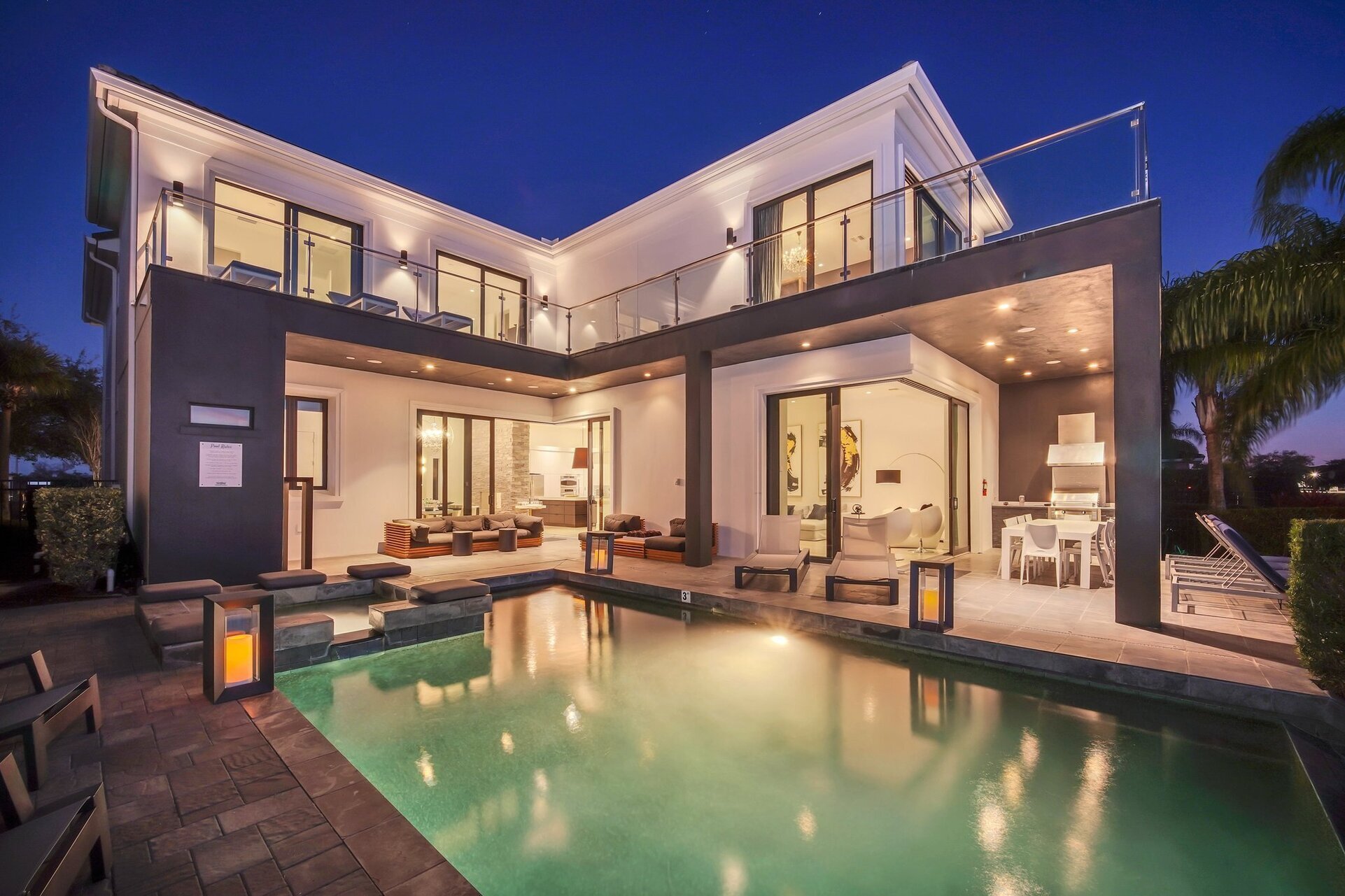 5 Star Villa Eminence – A Lofty & Refined Retreat