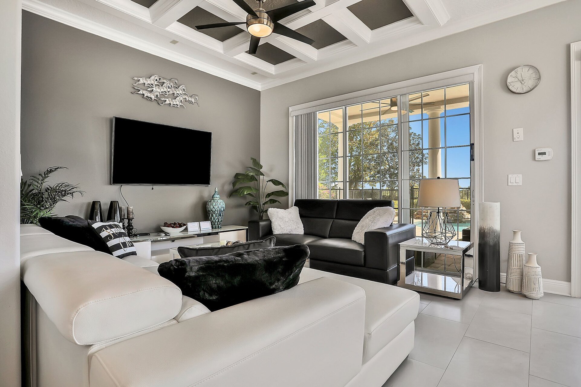Curl up on one of the two couches and chat with family and friends in this great hangout space.
