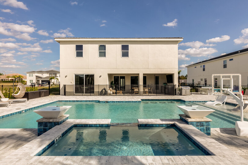 5 Star Villa Altius – Elevated Luxury Without Compromise, Kissimmee, United States