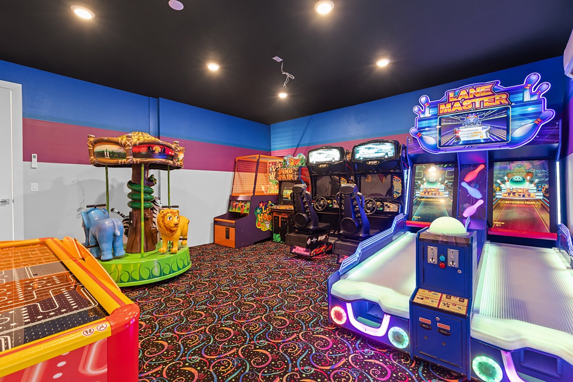 A fun filled arcade with plenty of entertainment for all to enjoy! | NEW PICTURES COMING SOON