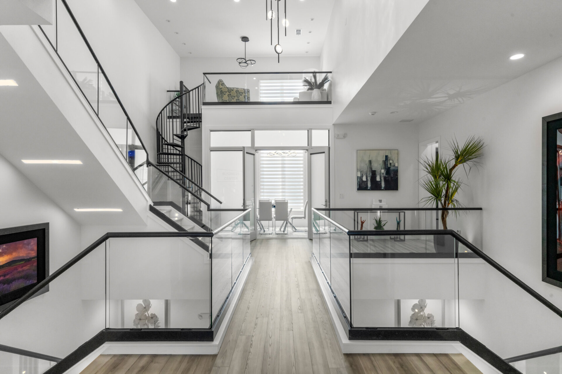 5 Star Villa Valor – A Bold Prestige Residence