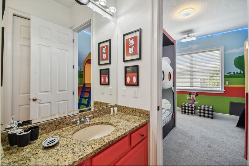 Spectacular 5 BR Villa in Prime Orlando Location,6629