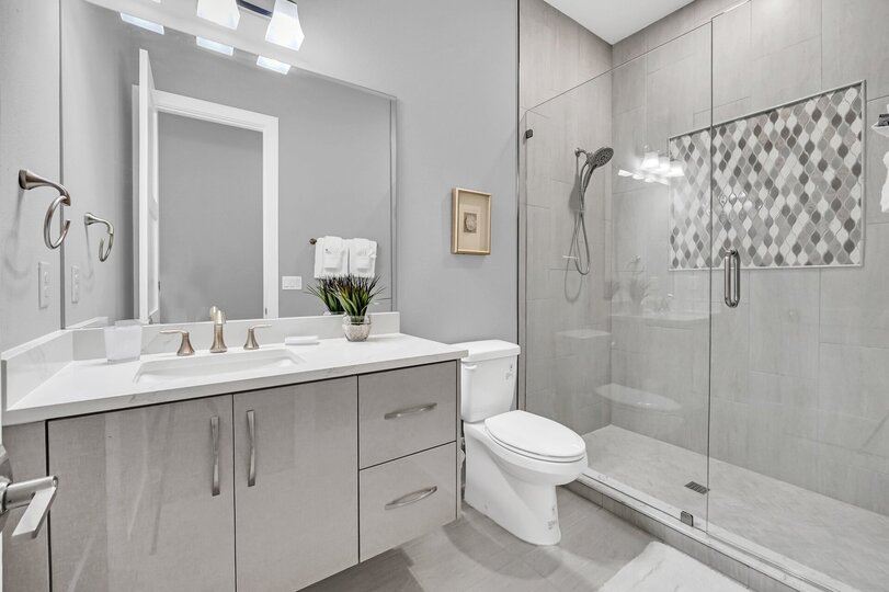 5 Star Villa Imperiosa – Power Draped in Elegance