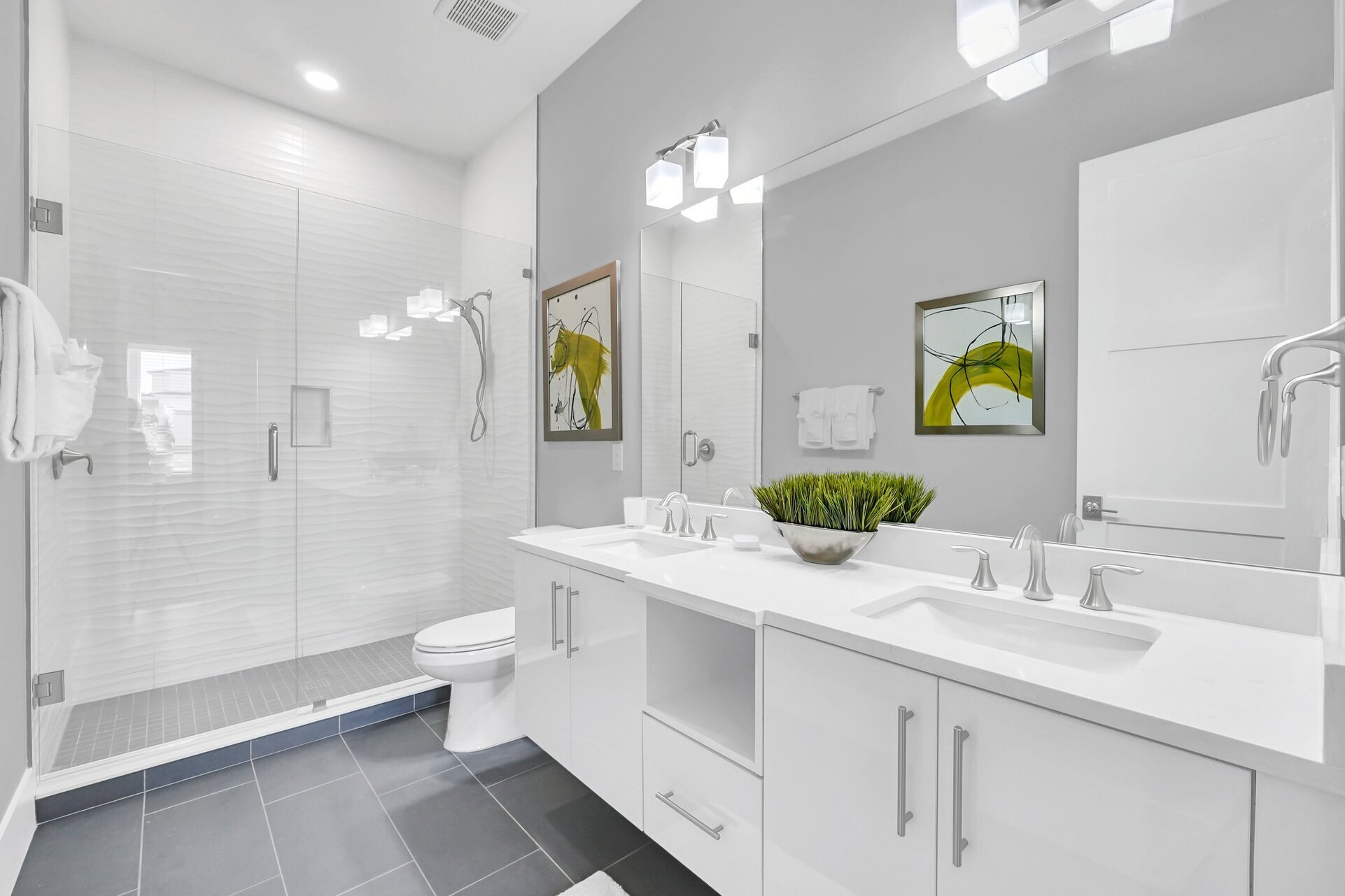 5 Star Villa Imperiosa – Power Draped in Elegance