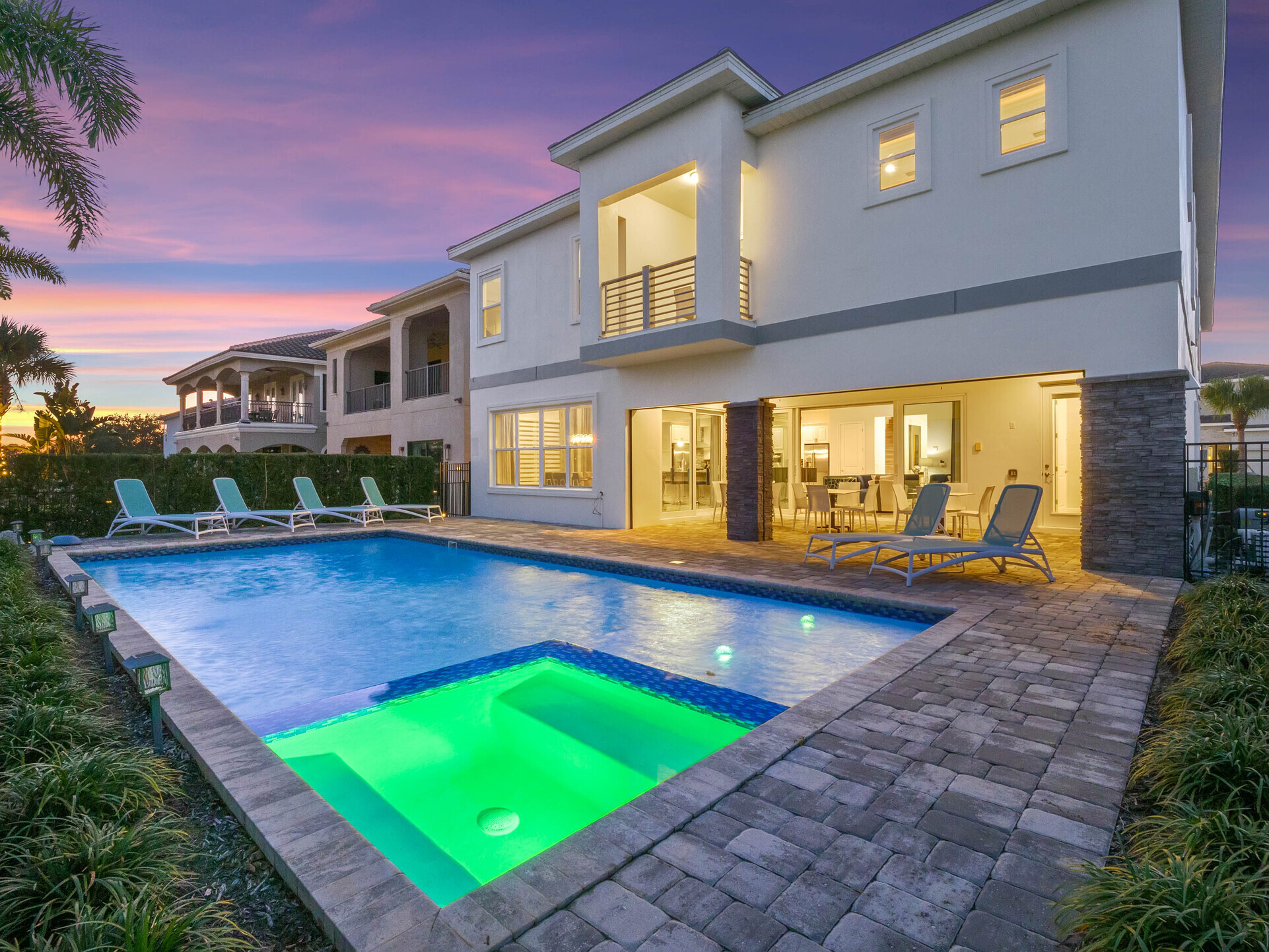 5 Star Villa Crownstone – The Foundation of Nobility