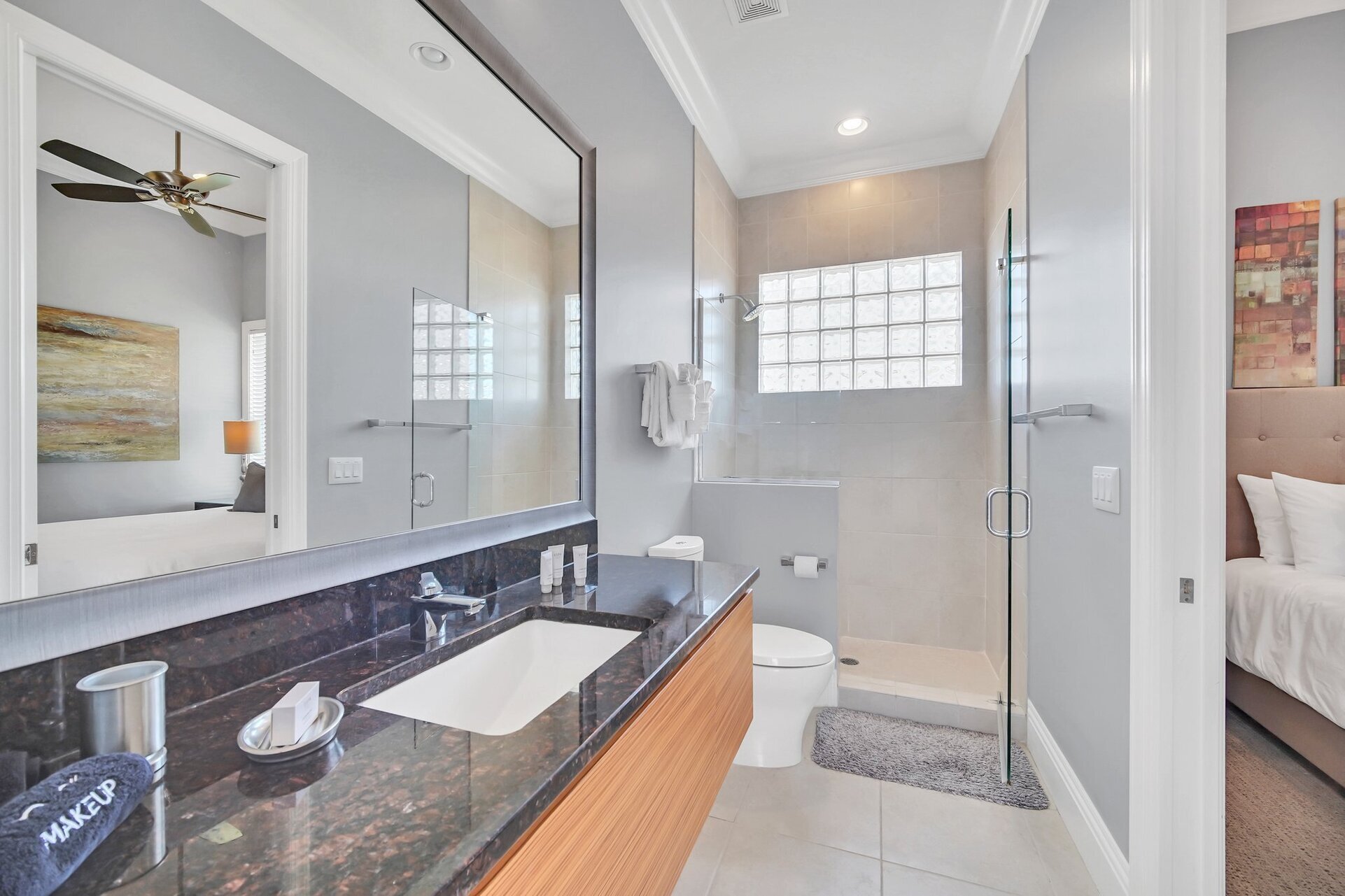 Elegant Oasis: 5 Bed Villa in Orlando,6633