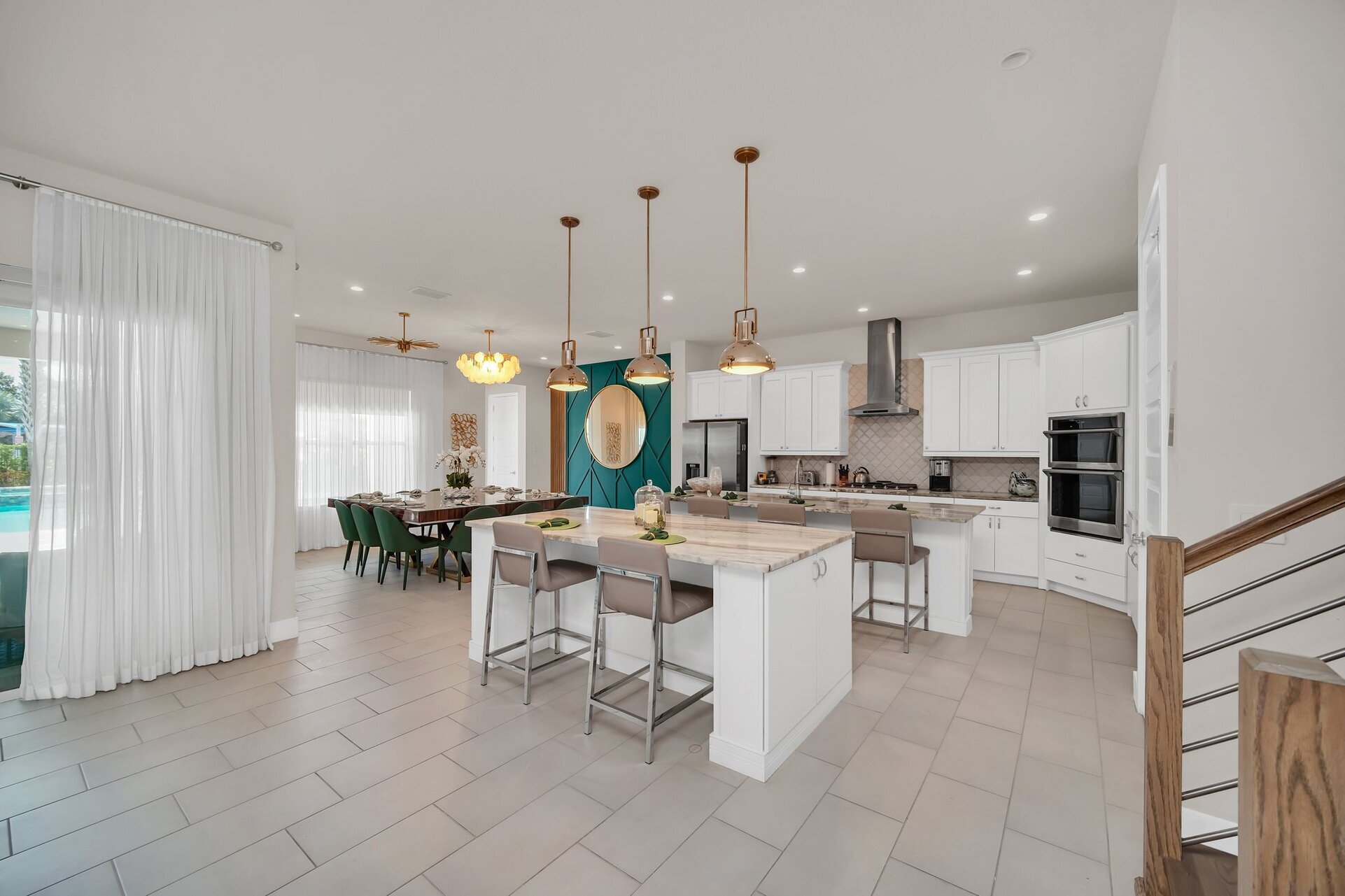 This kitchen and dining room layout is perfect for the family vacation