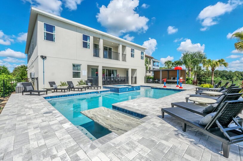 Lounge in the Florida sun and enjoy your relaxing days after the parks
