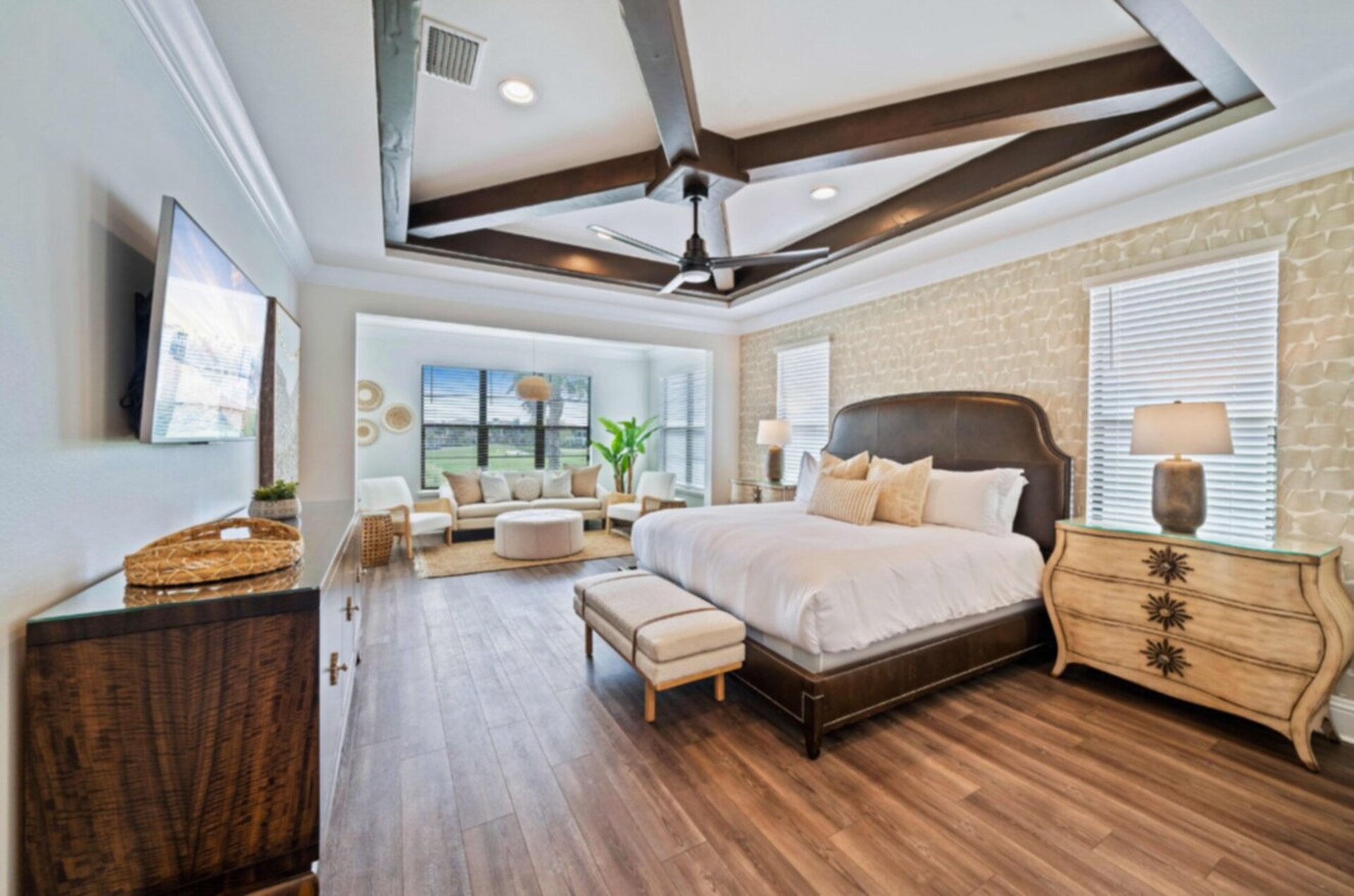 Relax after a long day in this soft King bed