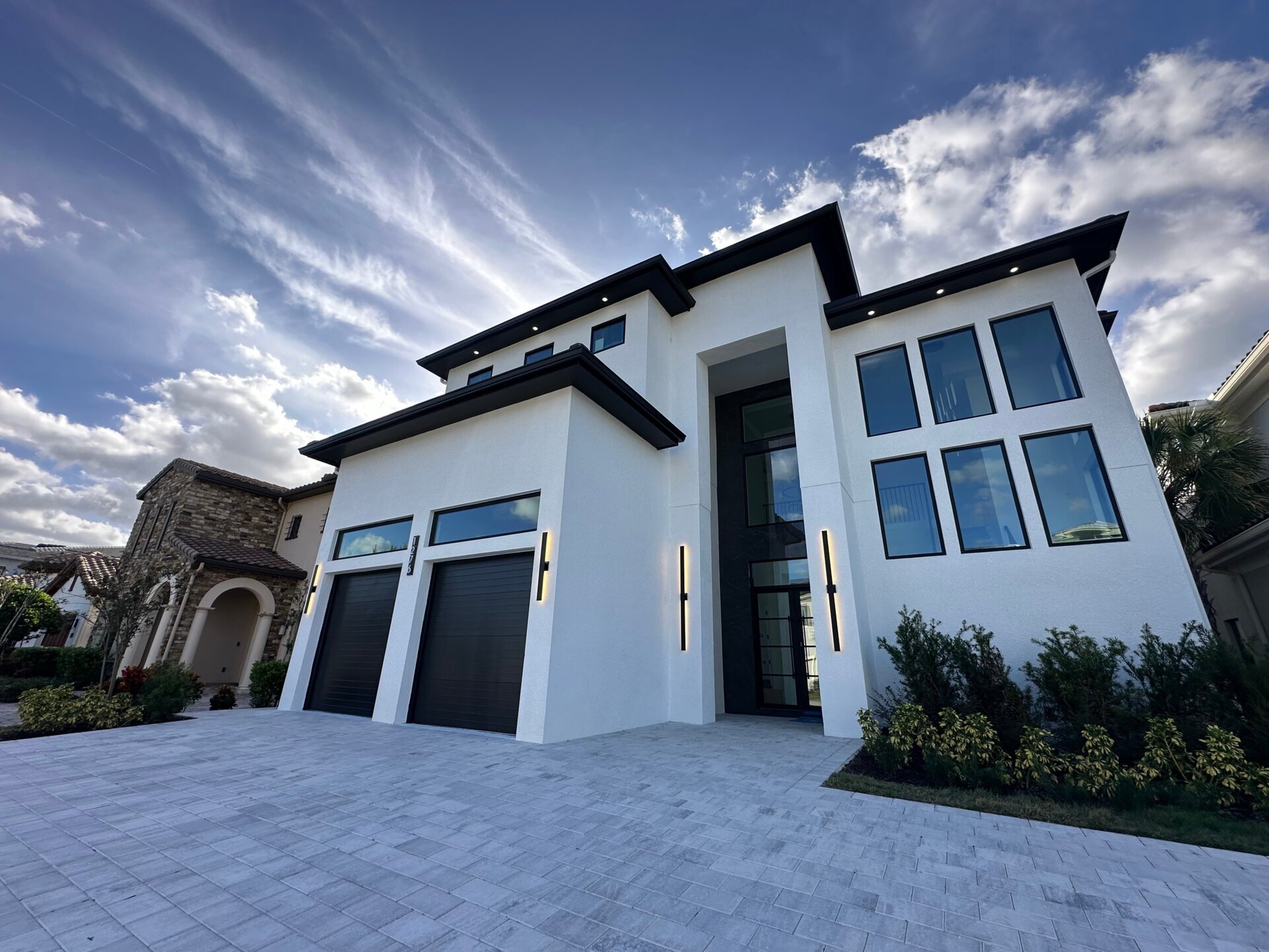 5 Star Villa Noblesse – A Refined Aristocratic Estate