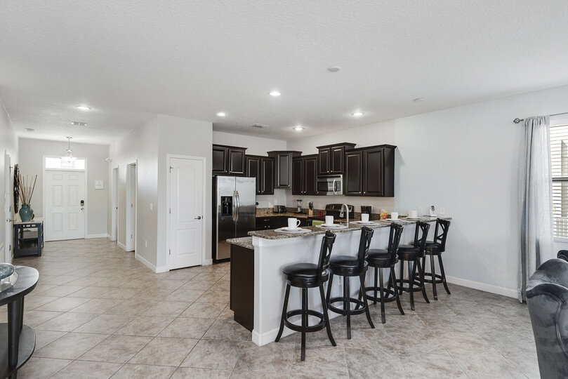 Enter your beautiful villa to a great open space