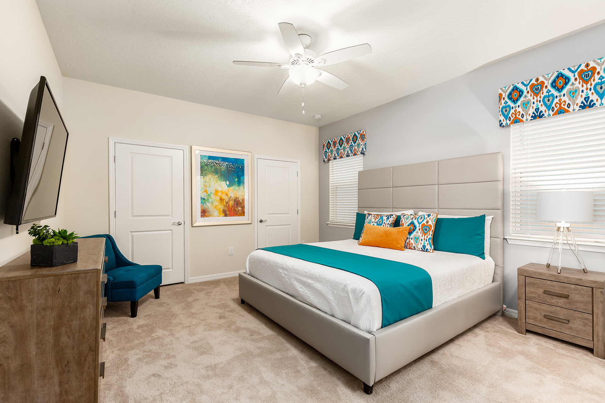 Enjoy a great night's rest after a long day at the parks in the master bedroom