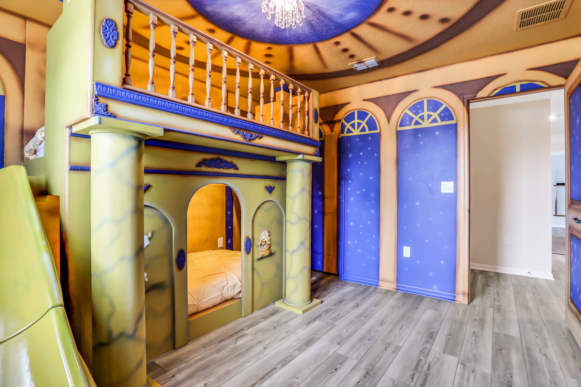 Serene Oasis: 7 Bedroom Villa in Orlando,6668