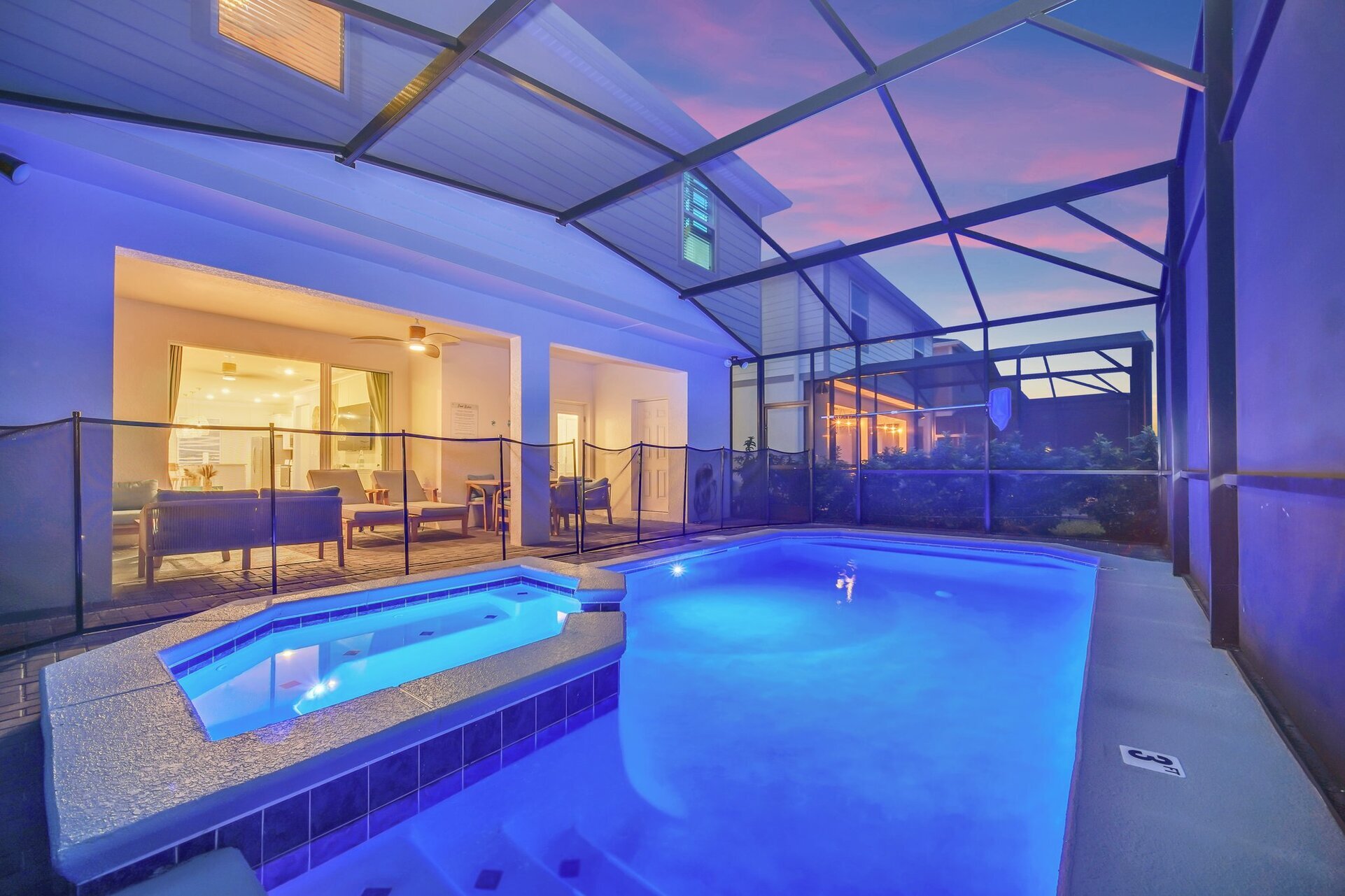 Serene Oasis: 7 Bedroom Villa in Orlando,6668