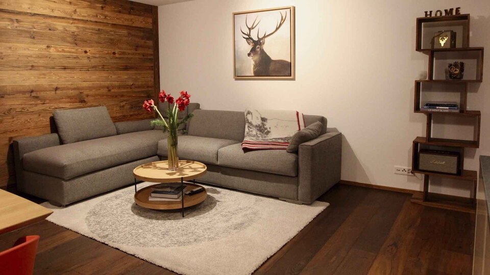 Indulge in Alpine Opulence: Luxurious Escape with Unmatched Elegance