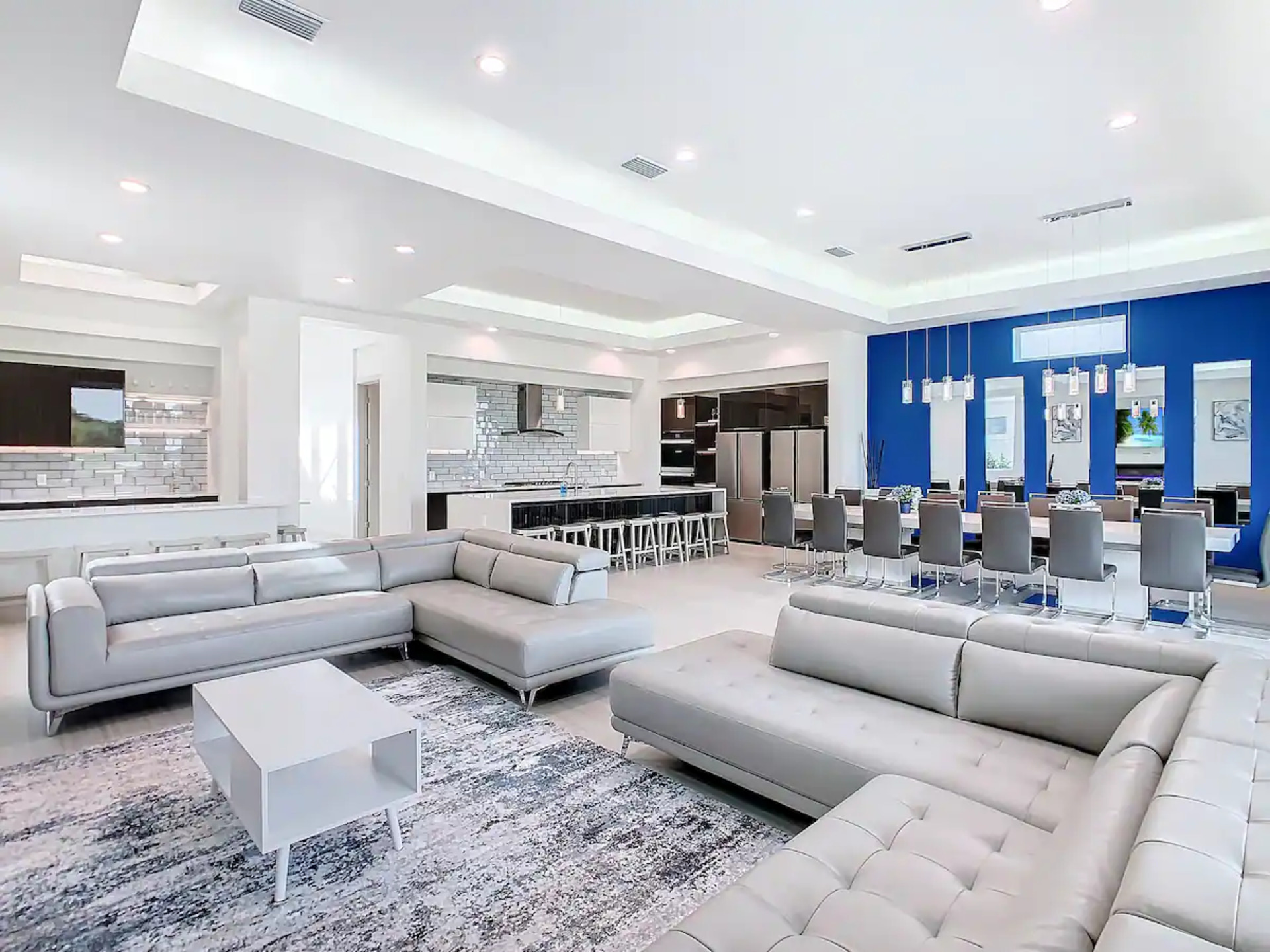 5 Star Villa Lucentia – Radiance in Every Moment