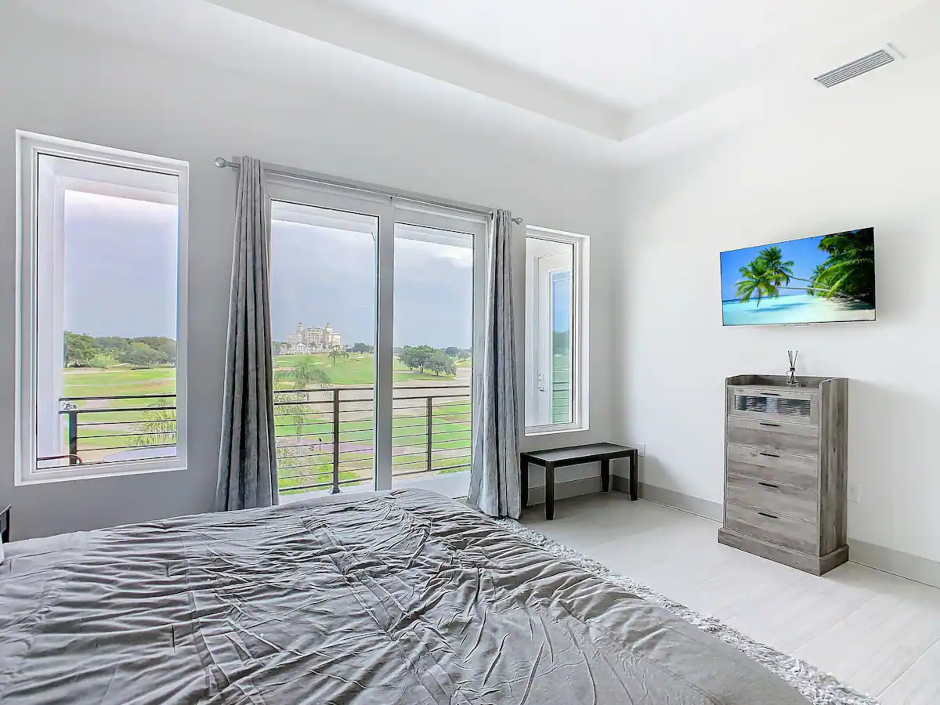 5 Star Villa Lucentia – Radiance in Every Moment