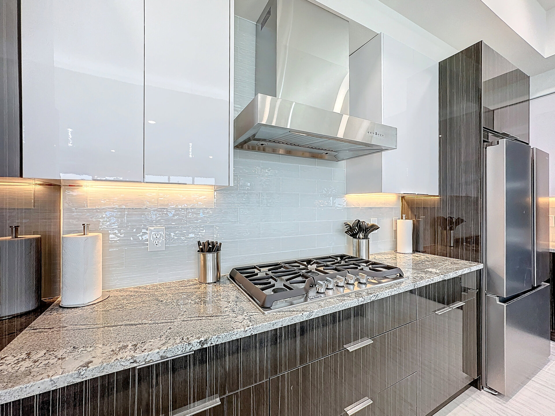 5 Star Villa Opulentia – A Golden Luxury Residence