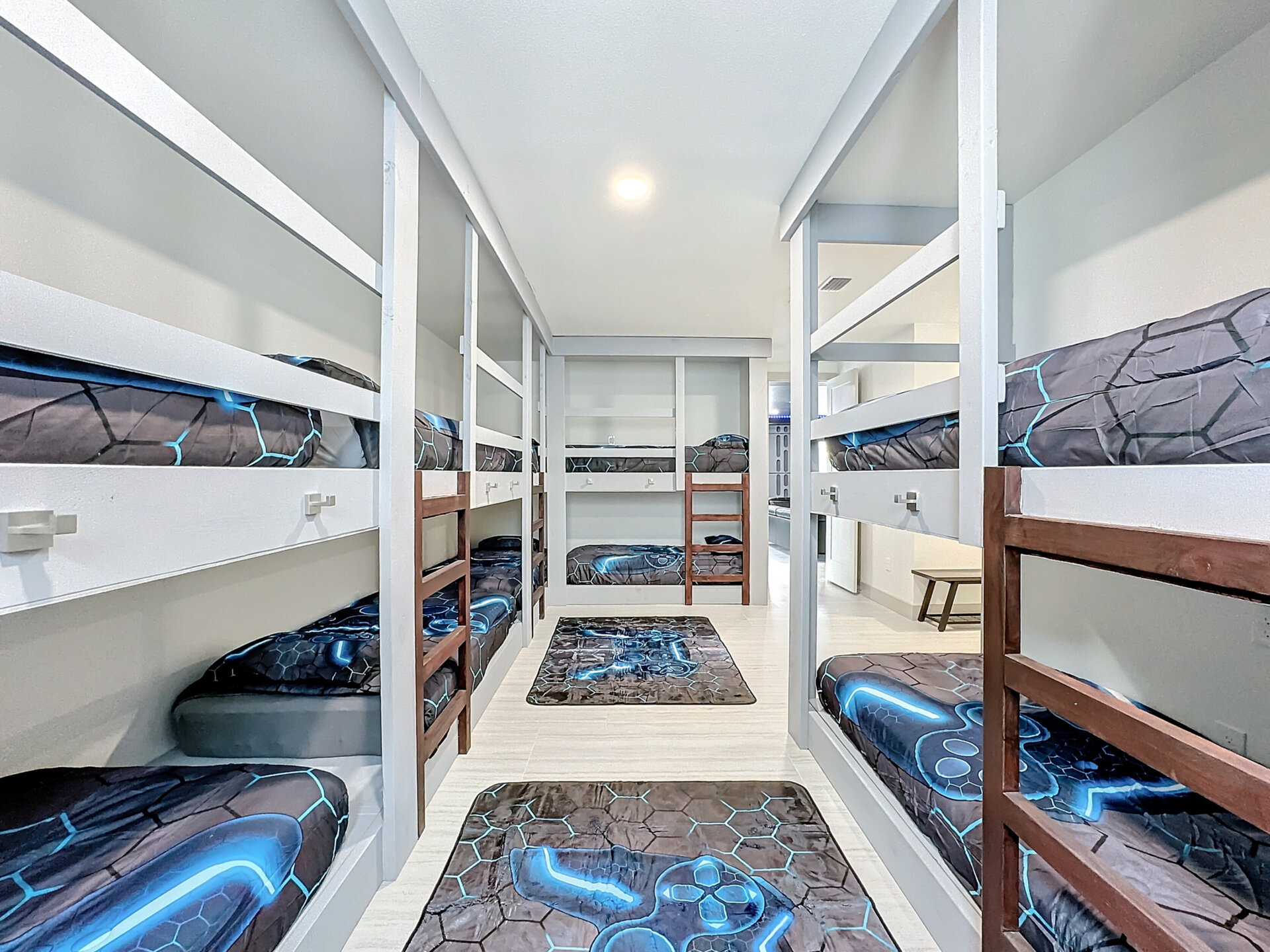 5 Star Villa Opulentia – A Golden Luxury Residence