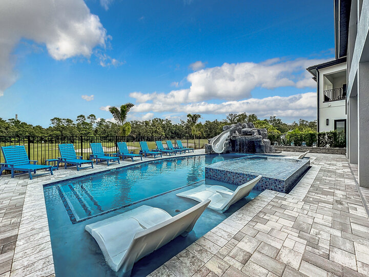 5 Star Villa Opulentia – A Golden Luxury Residence, Reunion Resort, United States