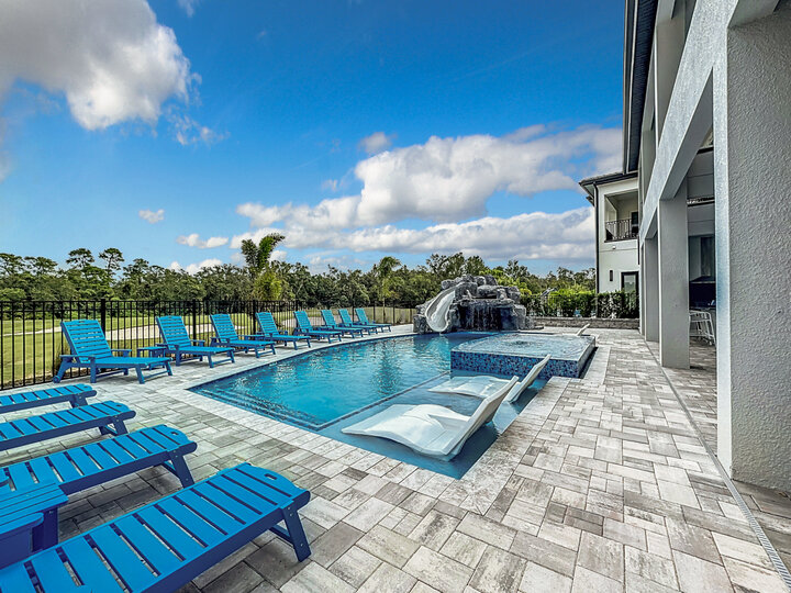 5 Star Villa Opulentia – A Golden Luxury Residence