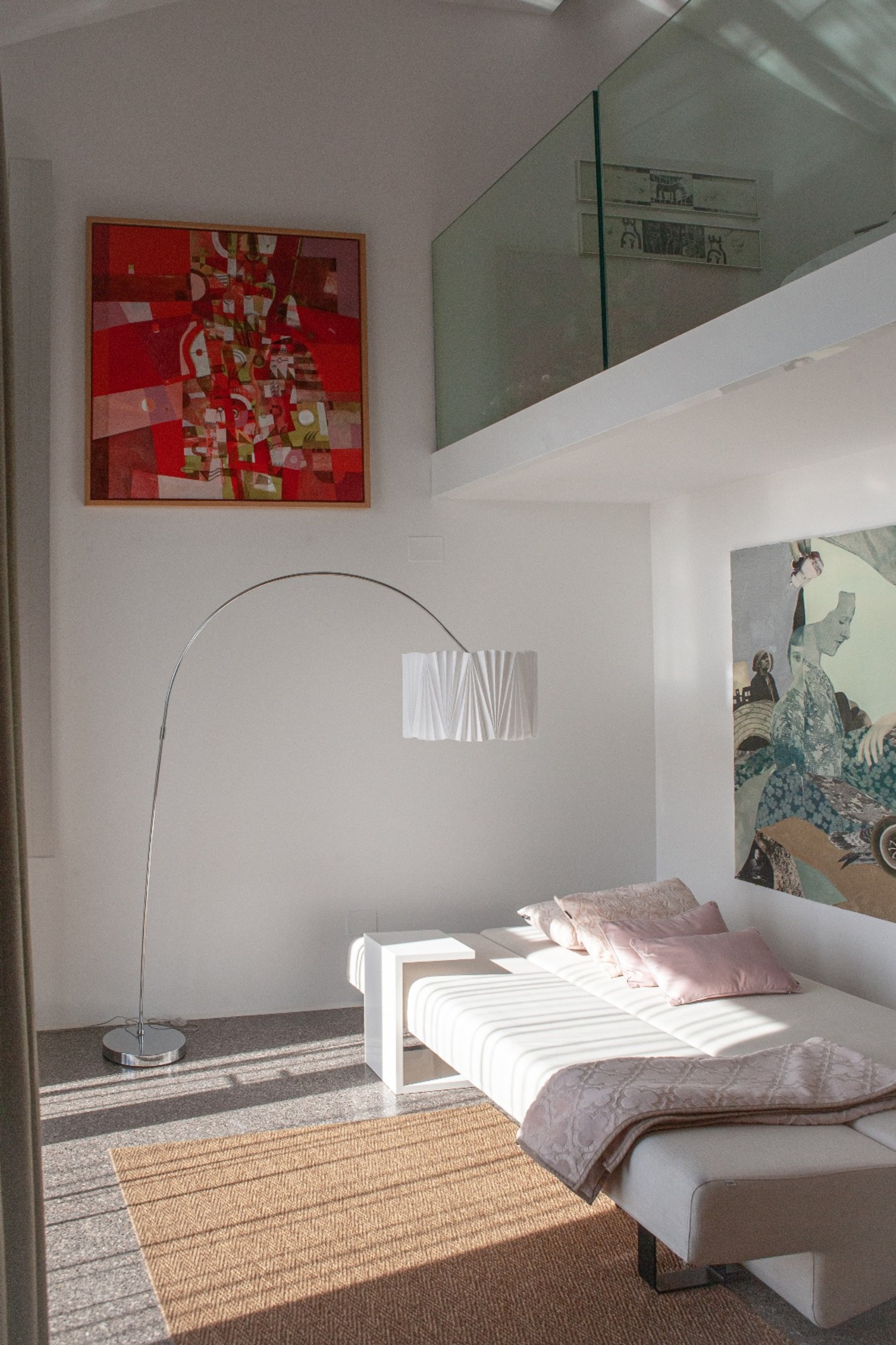 Escape to Paradise: Your Private Pool Awaits, Alma