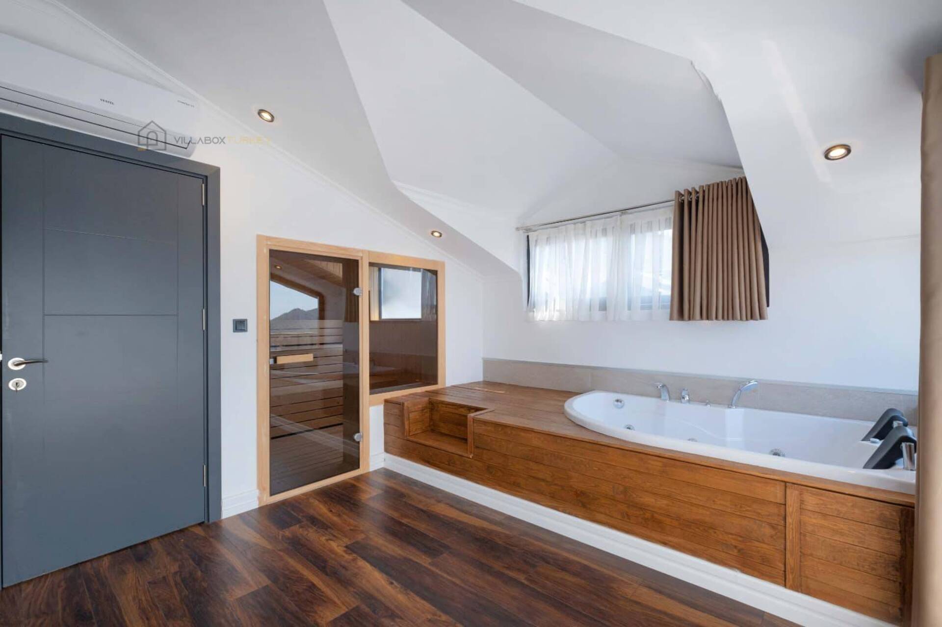 Your Own Private Holiday Haven 1033