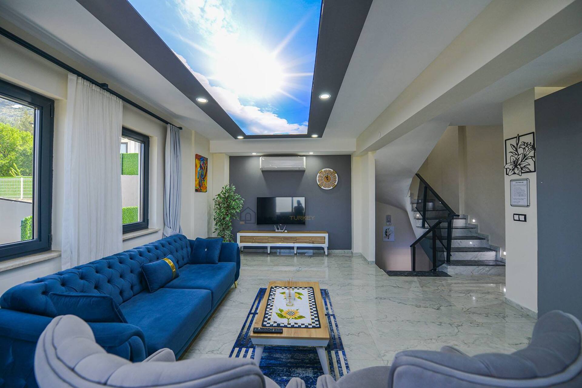 A Home Designed for Summer Living 1038