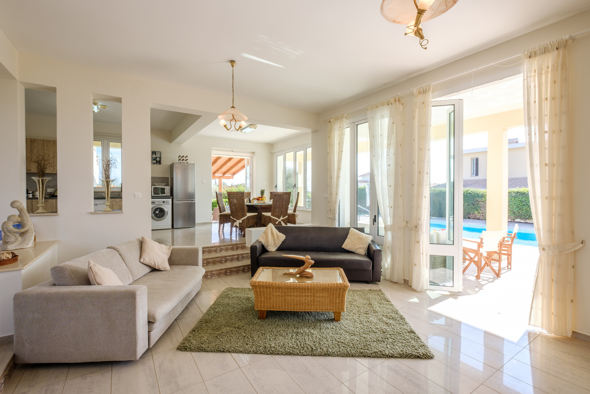 Luxury Villa with Mature Garden - 1390
