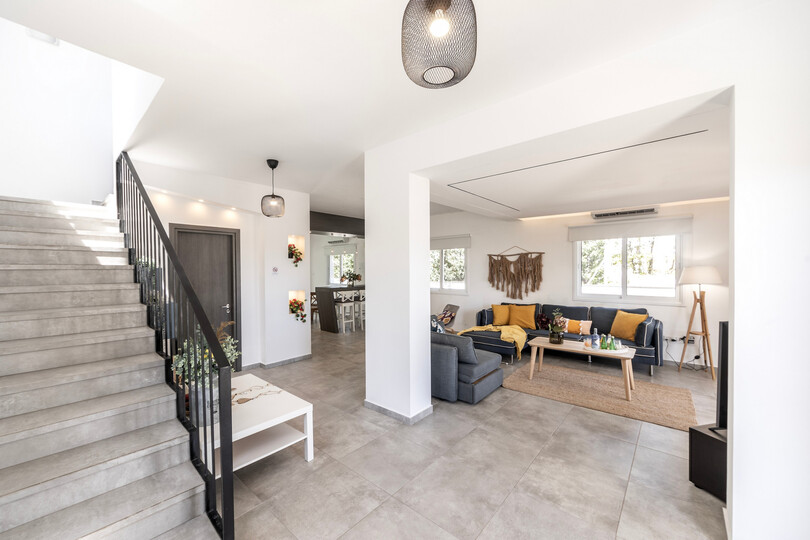 Ayia Napa Sanctuary: Beautiful 4 BR Villa, 1393