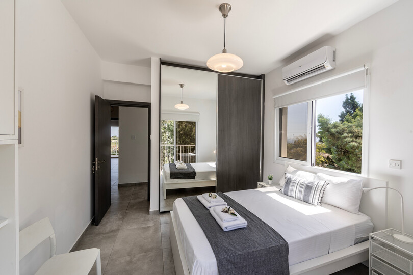 Ayia Napa Sanctuary: Beautiful 4 BR Villa, 1393