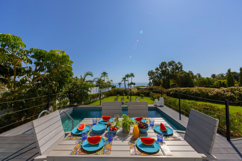 Tranquil Retreat: 3 Bedroom Villa in Protaras, 1721