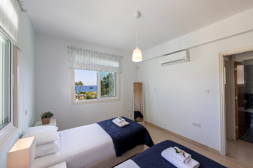 Tranquil Retreat: 3 Bedroom Villa in Protaras, 1721