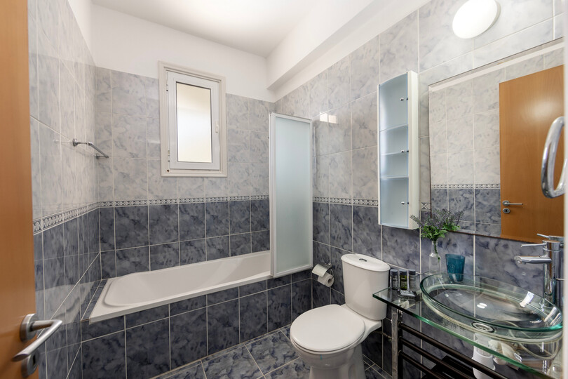 Tranquil Retreat: 3 Bedroom Villa in Protaras, 1721