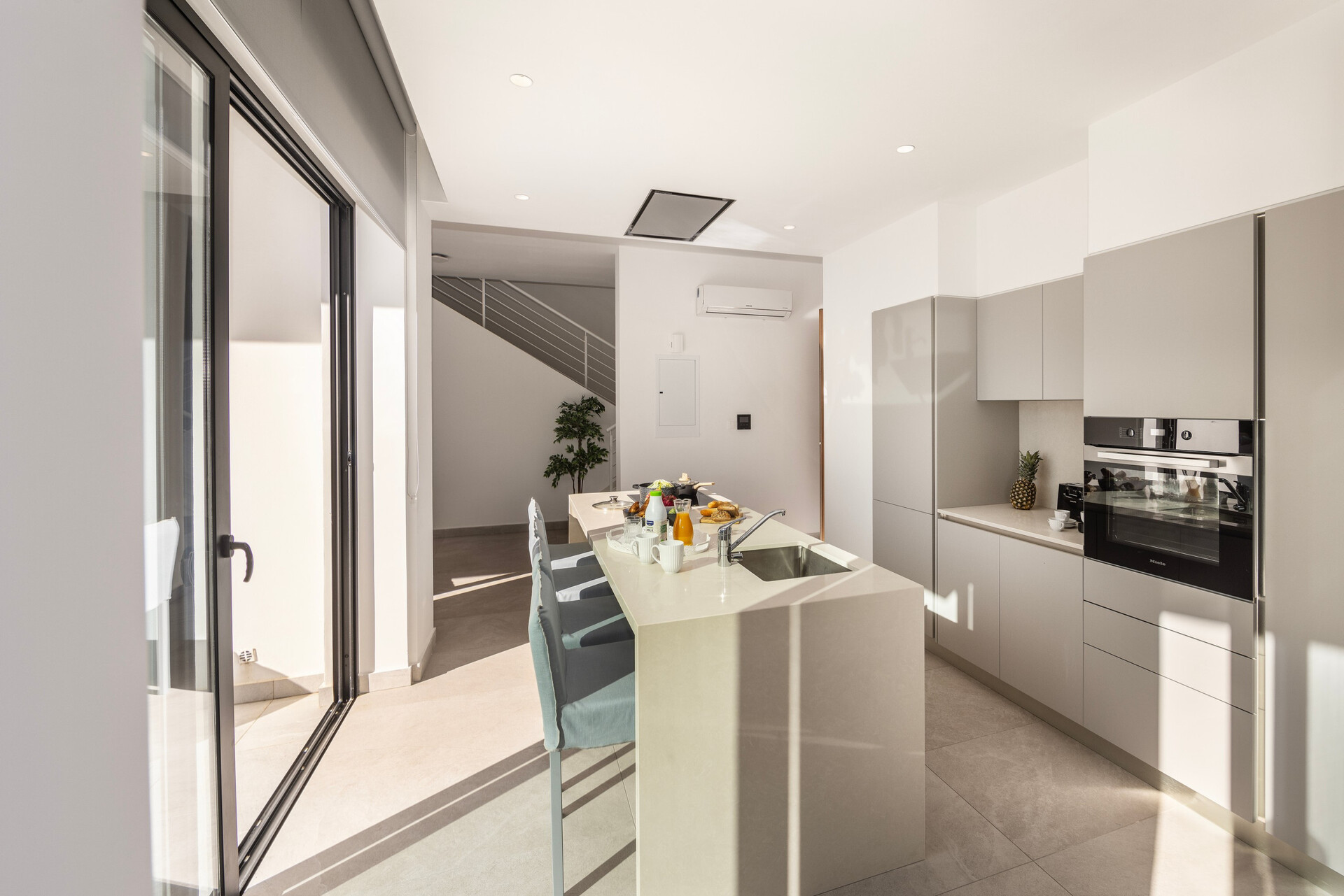 Serene 4 Bedroom Villa in Protaras, 1722