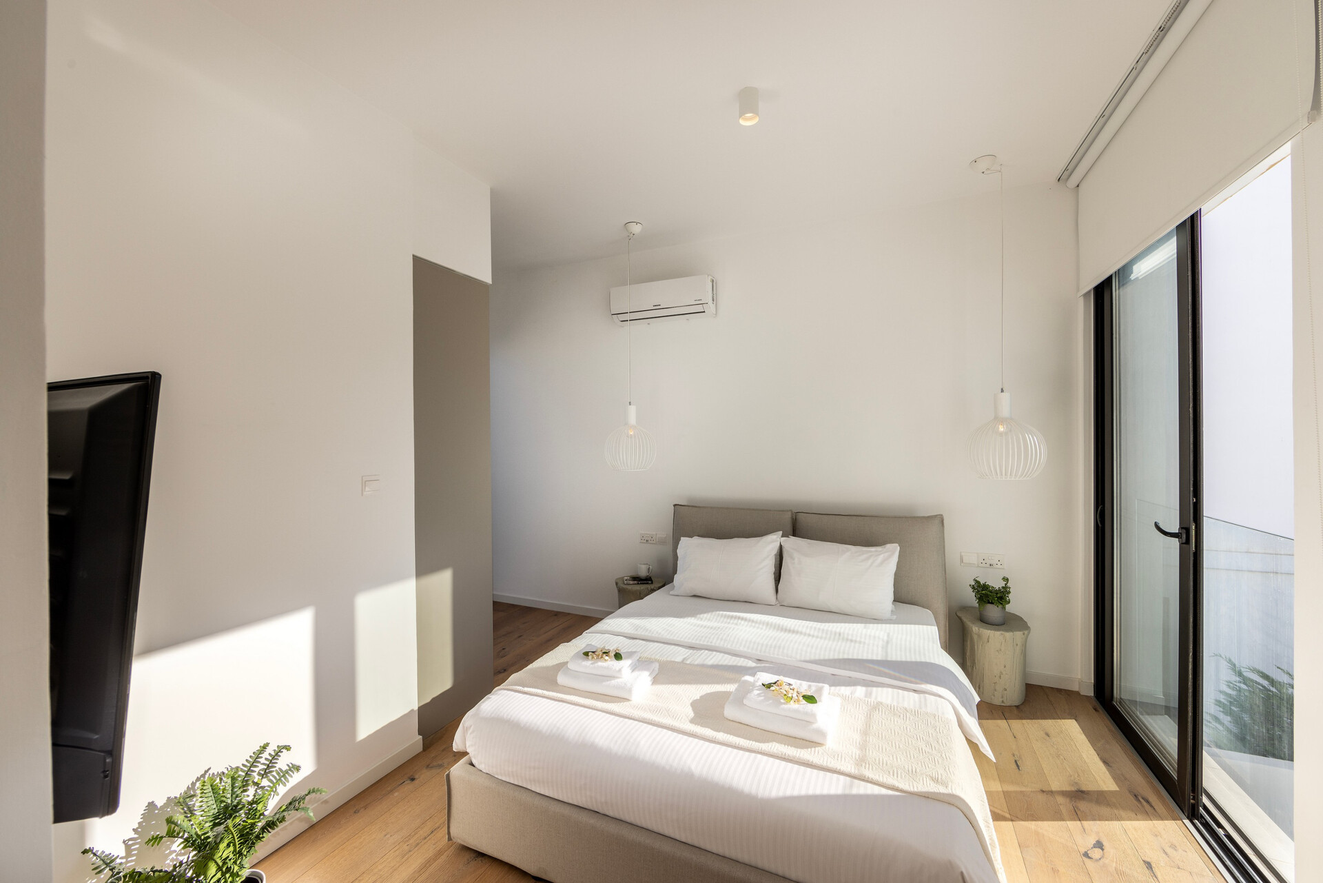Serene 4 Bedroom Villa in Protaras, 1722