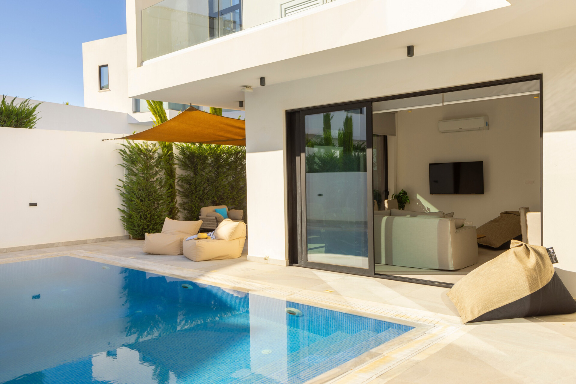 Serene 4 Bedroom Villa in Protaras, 1722