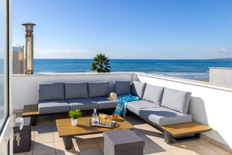 Perivolia Paradise: 4 Bedroom Villa for Sale, 1403