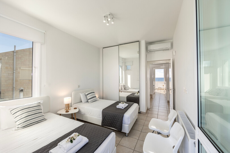 Perivolia Paradise: 4 Bedroom Villa for Sale, 1403